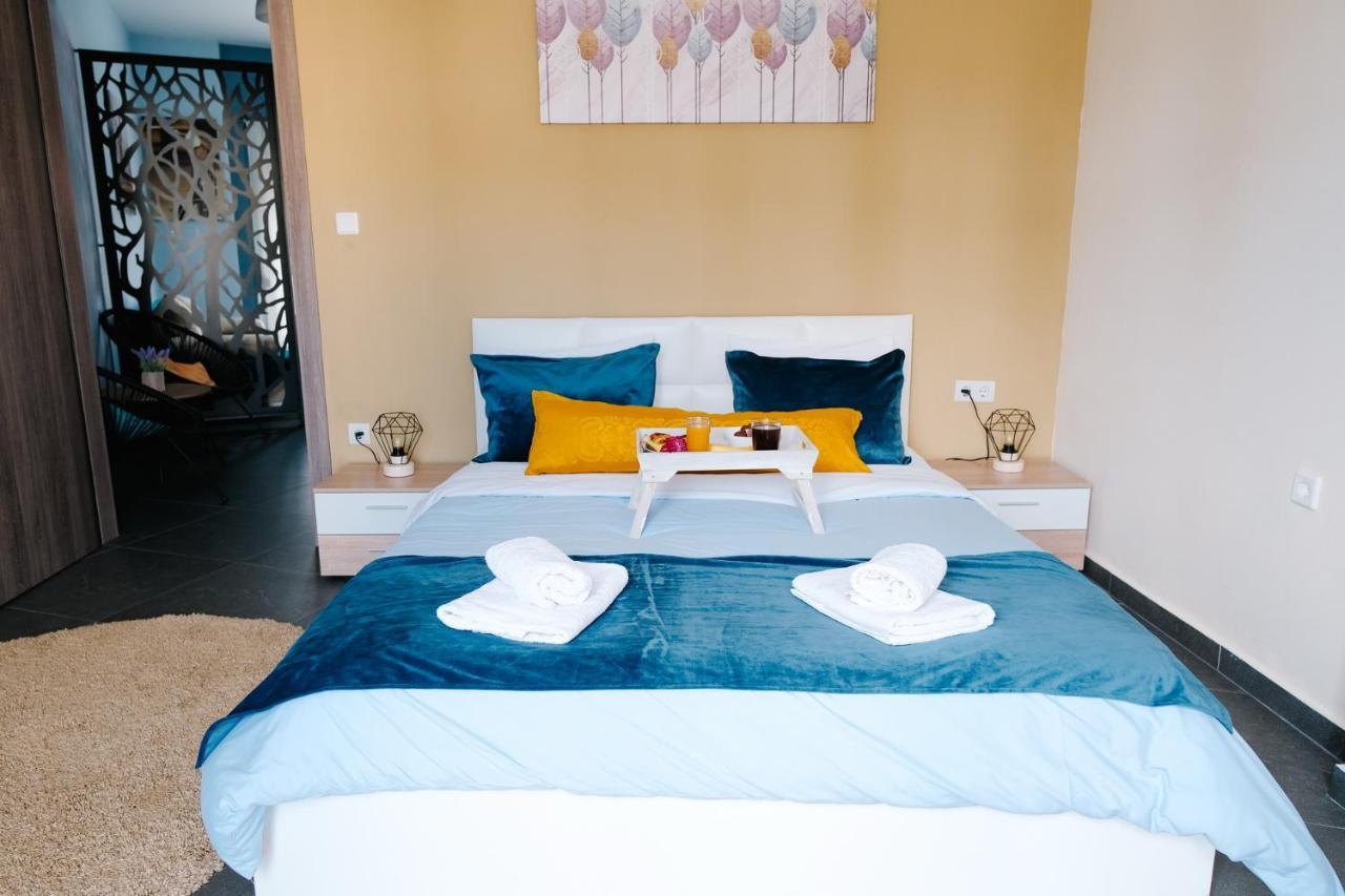 Violet City Center Apartments 卡瓦拉 外观 照片